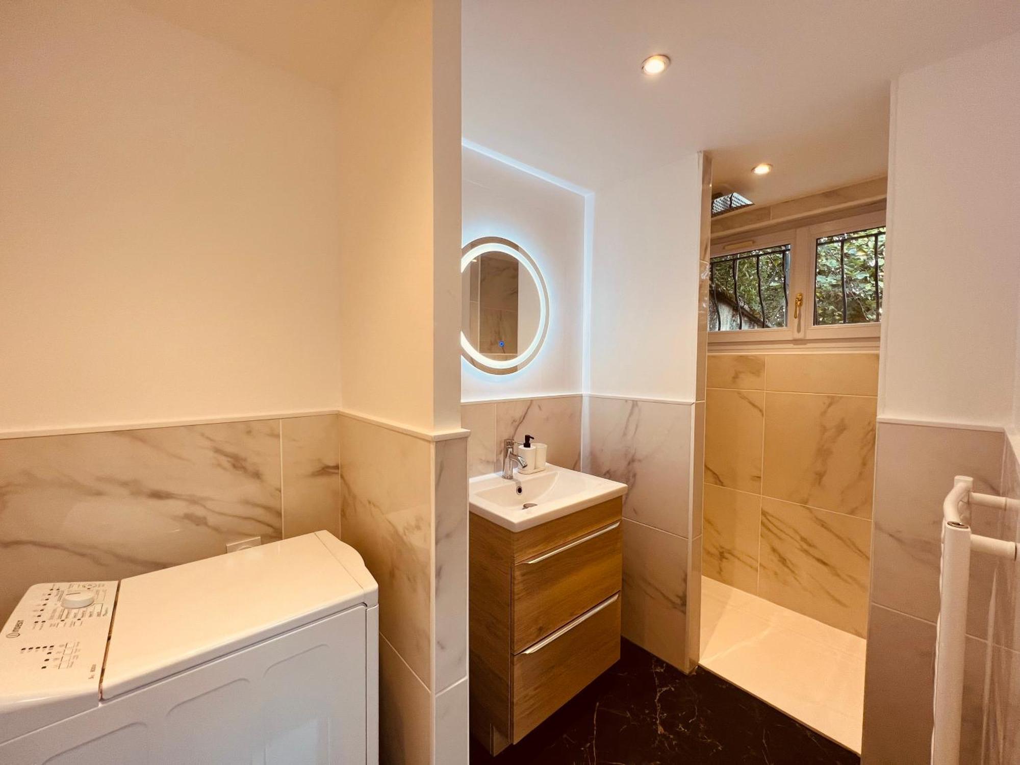Apartment Le Bivouac En Orient - Homy Saint-Florent-sur-Cher